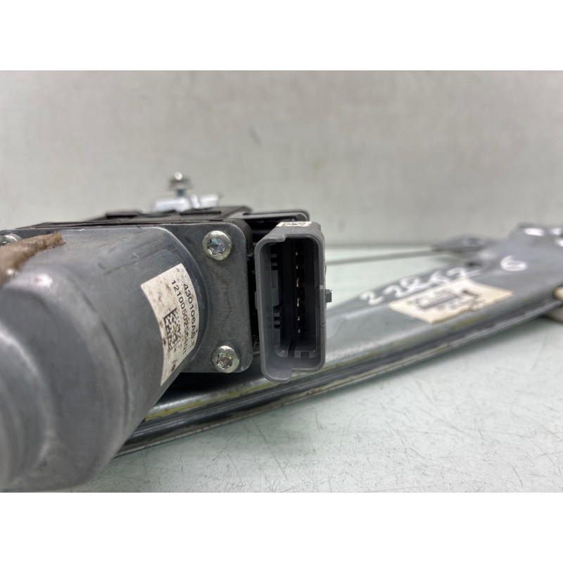 Leve vitre electrique arriere droit CITROEN C3 PICASSO Photo n°1