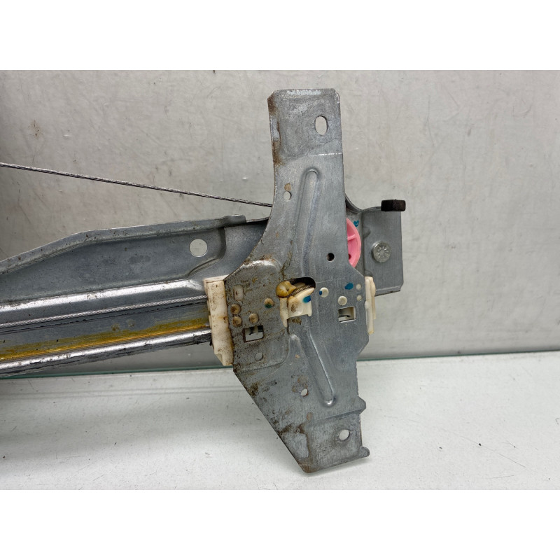 Leve vitre electrique arriere gauche CITROEN C3 PICASSO Photo n°2