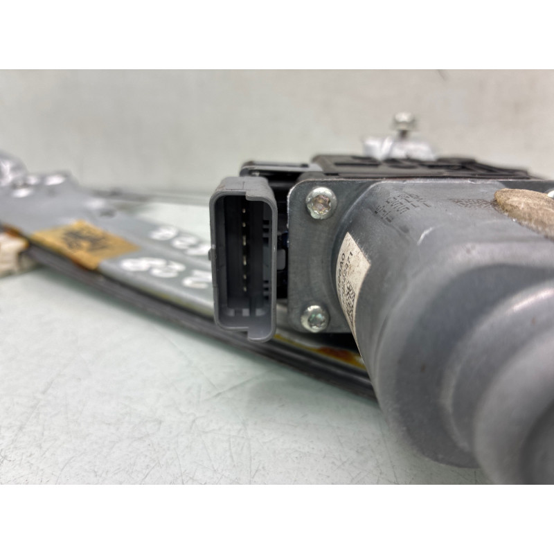 Leve vitre electrique arriere gauche CITROEN C3 PICASSO Photo n°3