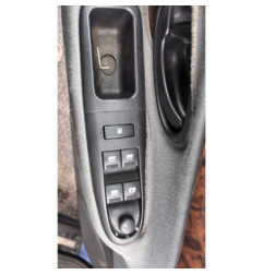 Interrupteur de leve vitre avant droit PEUGEOT 406