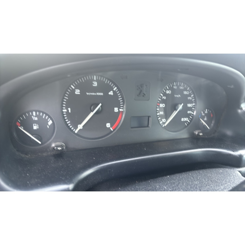 Interrupteur de leve vitre avant droit PEUGEOT 406 Photo n°19
