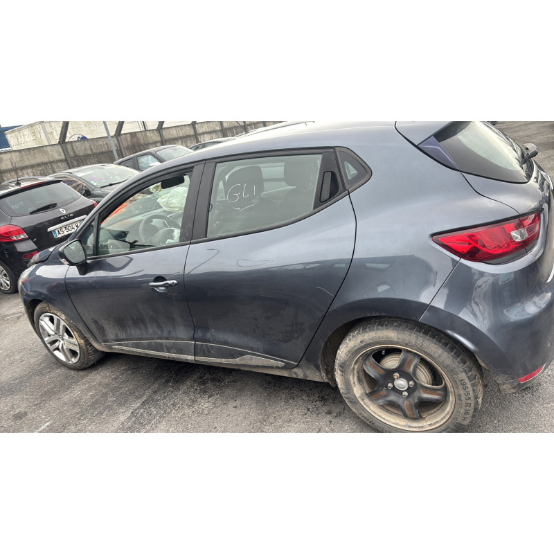 Compresseur clim RENAULT CLIO 4 Photo n°15
