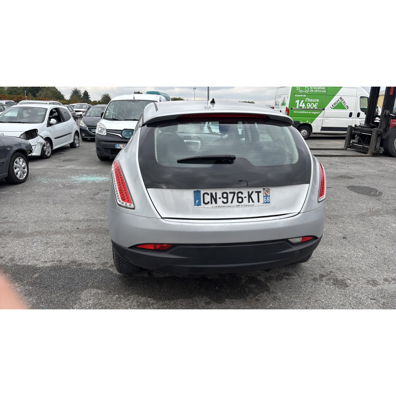 Custode arriere droit LANCIA DELTA 3 Photo n°8