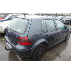 Attache ceinture arriere droit VOLKSWAGEN GOLF 4