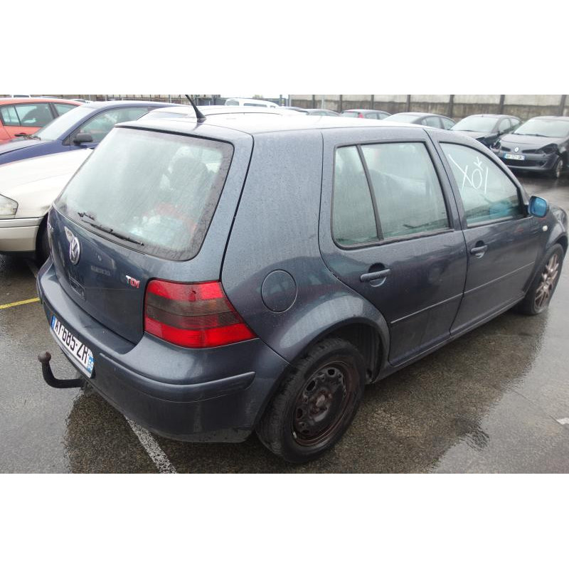 Attache ceinture arriere droit VOLKSWAGEN GOLF 4 Photo n°6