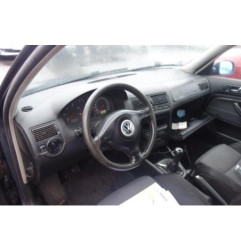 Attache ceinture arriere droit VOLKSWAGEN GOLF 4