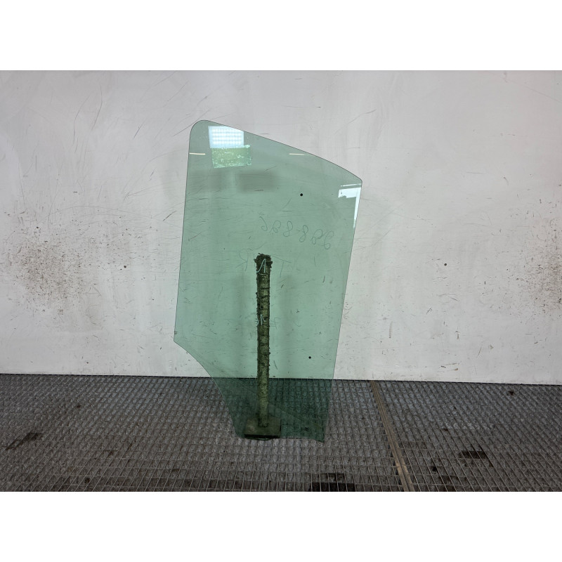 Vitre avant gauche FORD TRANSIT 5 Photo n°1