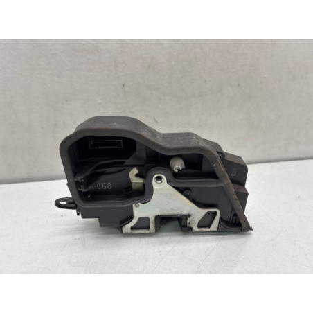Serrure avant droit BMW SERIE 1 E87