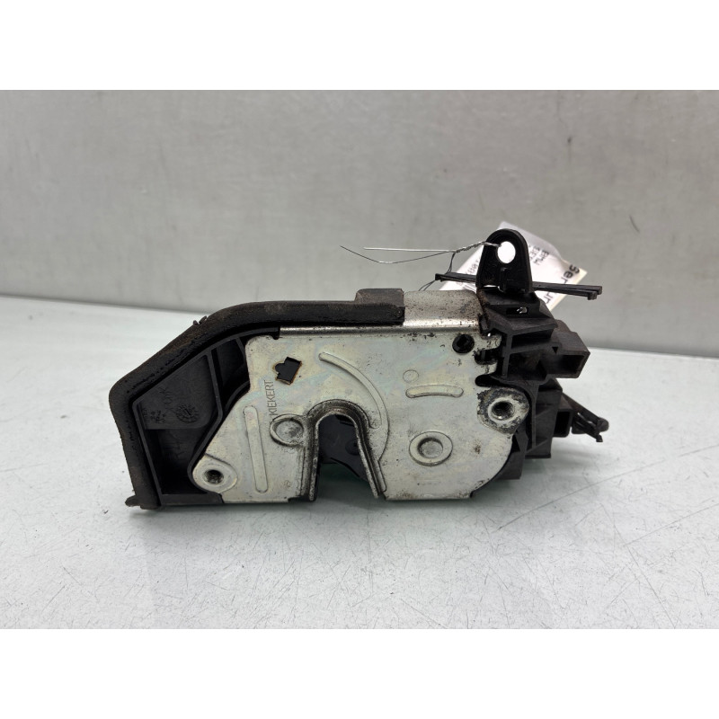 Serrure avant droit BMW SERIE 1 E87 Photo n°4