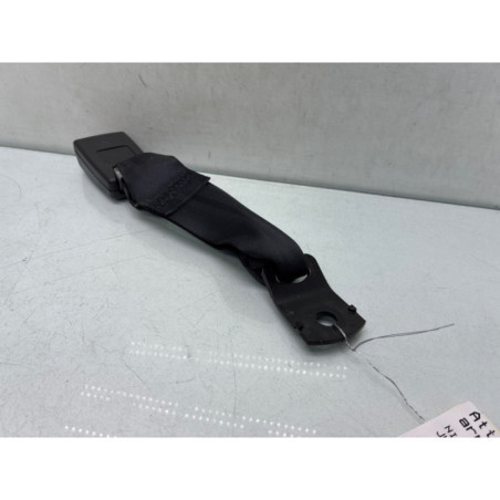 Attache ceinture arriere droit NISSAN JUKE 1 Photo n°1
