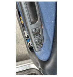 Serrure avant droit SKODA OCTAVIA 1