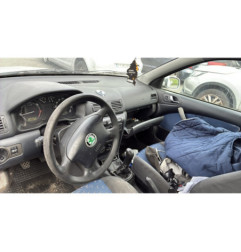Serrure avant droit SKODA OCTAVIA 1