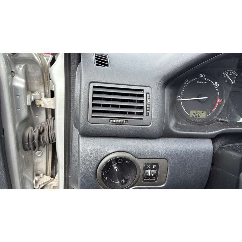 Serrure avant droit SKODA OCTAVIA 1 Photo n°20