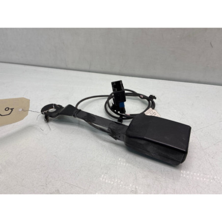 Attache ceinture avant gauche RENAULT MASTER 3 Photo n°1