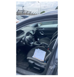 Anti brouillard gauche (feux) PEUGEOT 308 2 SW