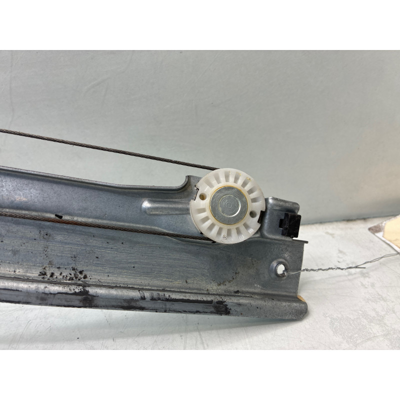 Leve vitre electrique avant gauche CITROEN C4 2 Photo n°4