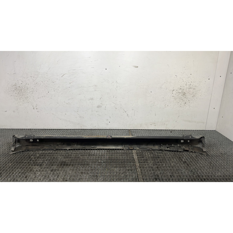 Pare choc arriere OPEL VIVARO 1 Photo n°4