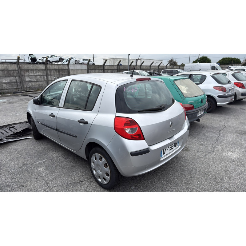Pivot de moyeu avant droit RENAULT CLIO 3 Photo n°7