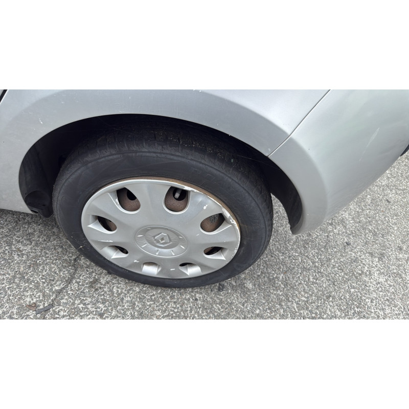 Pivot de moyeu avant droit RENAULT CLIO 3 Photo n°15