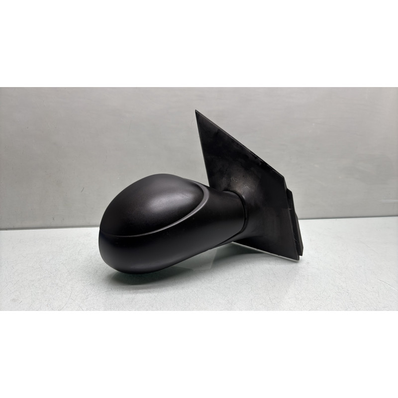 Retroviseur droit CITROEN C2 Photo n°4