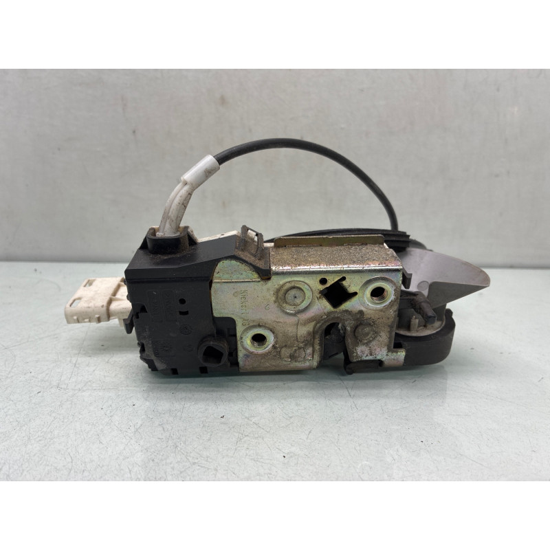 Serrure avant gauche CITROEN C4 1 Photo n°5