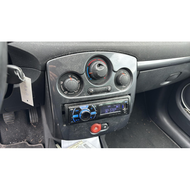 Moteur RENAULT CLIO 3 Photo n°9
