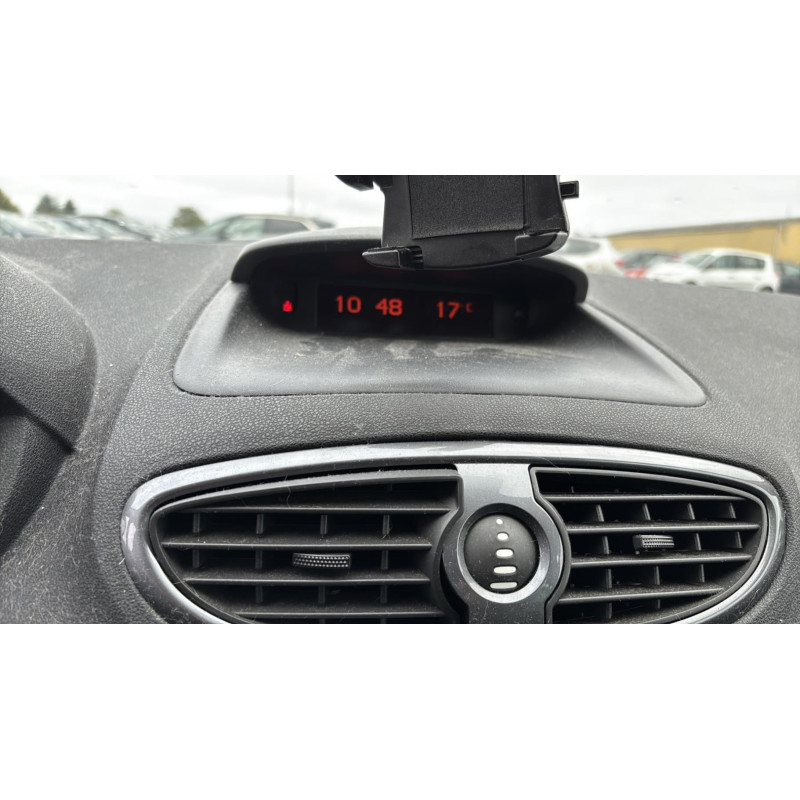 Moteur RENAULT CLIO 3 Photo n°11