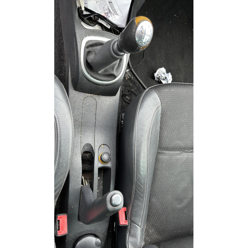 Moteur RENAULT CLIO 3 Photo n°17