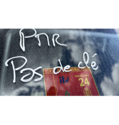 Renfort pare choc avant (traverse) VOLKSWAGEN POLO 4