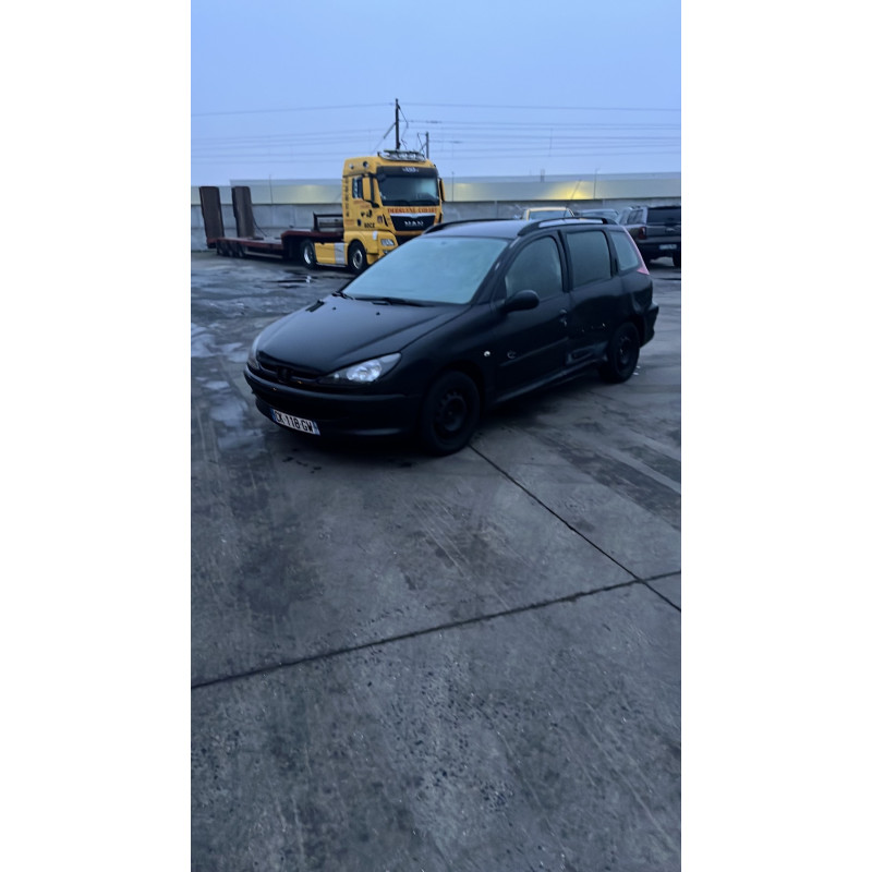 Verin de coffre PEUGEOT 206 Photo n°5