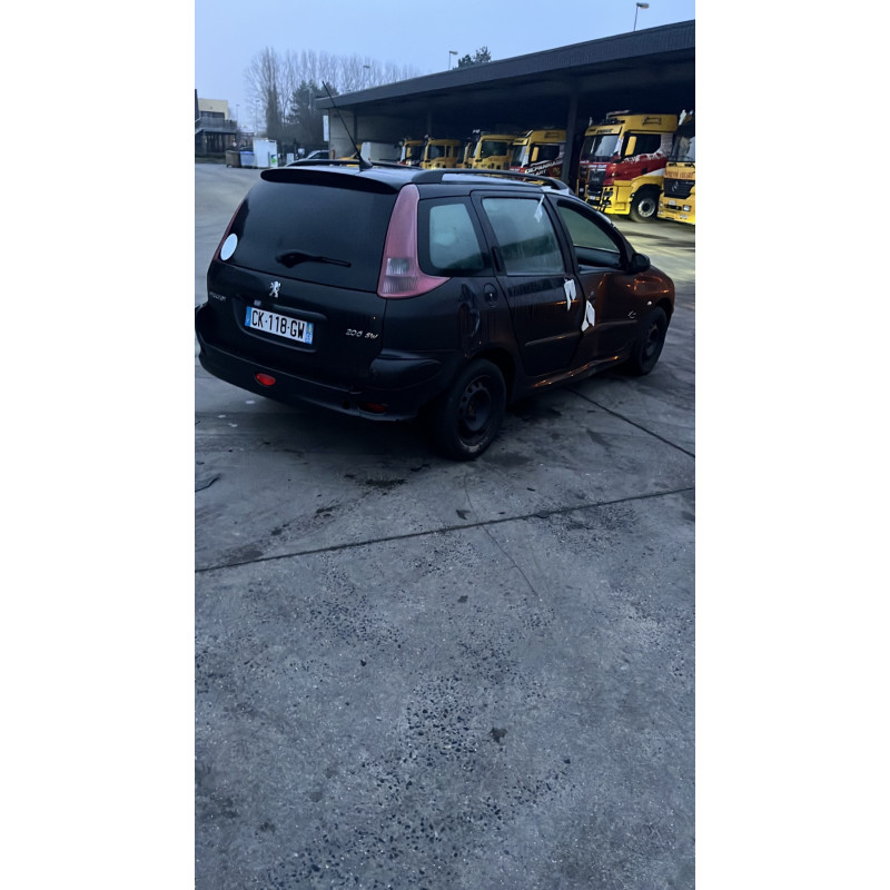 Verin de coffre PEUGEOT 206 Photo n°7