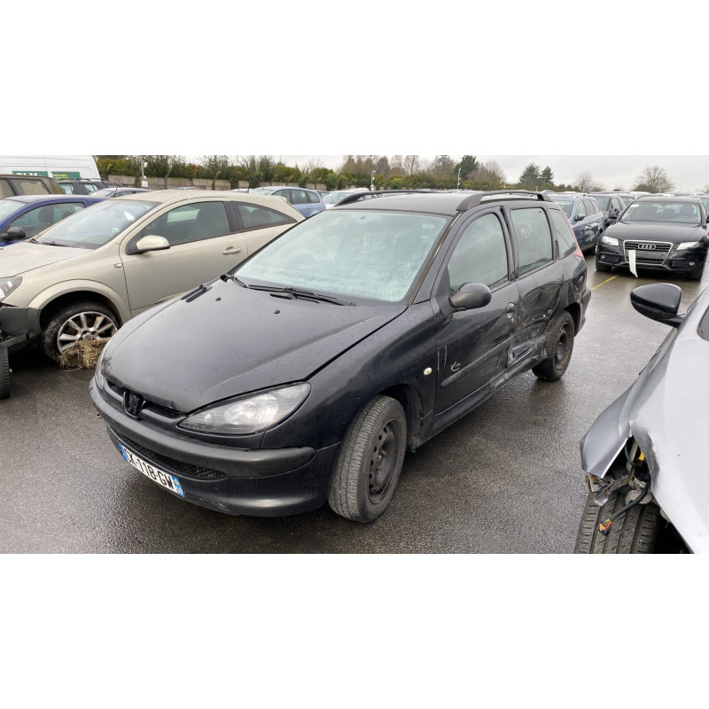 Verin de coffre PEUGEOT 206 Photo n°17