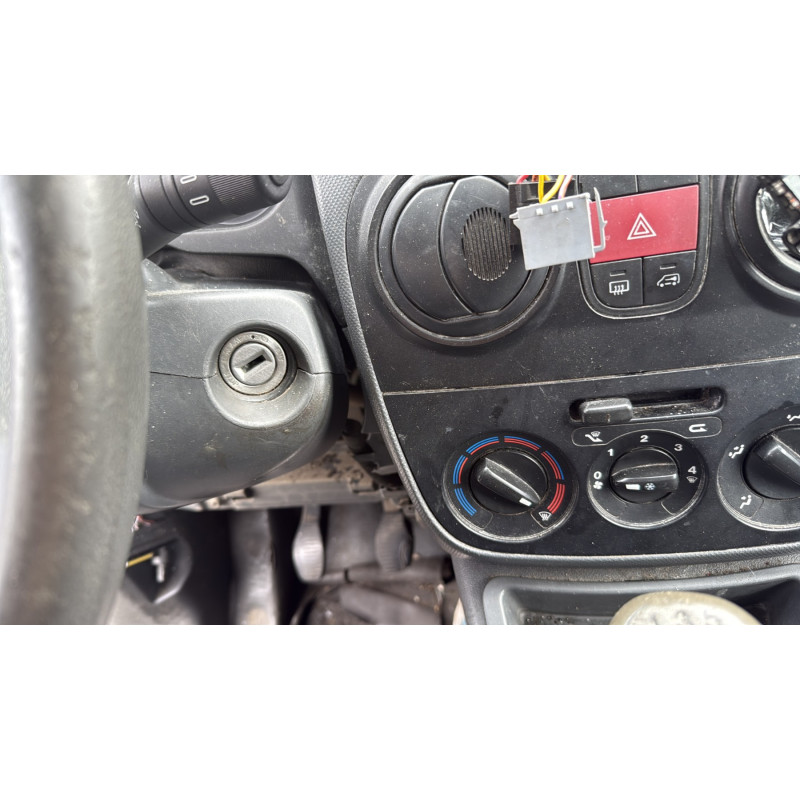Poignee porte coffre gauche CITROEN NEMO Photo n°20