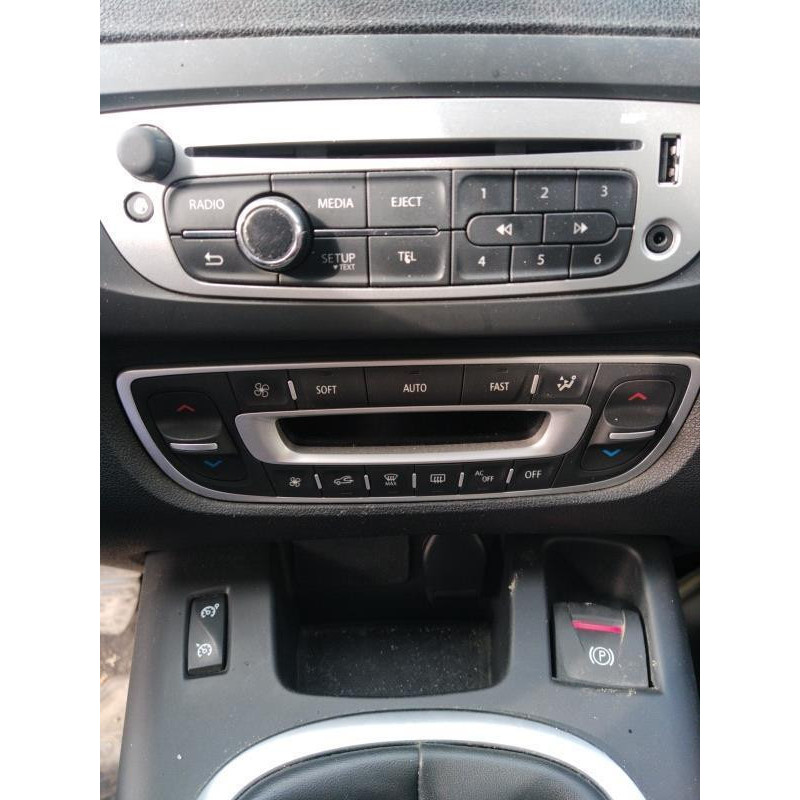 Renfort pare choc arriere (traverse) RENAULT SCENIC 3 Photo n°10