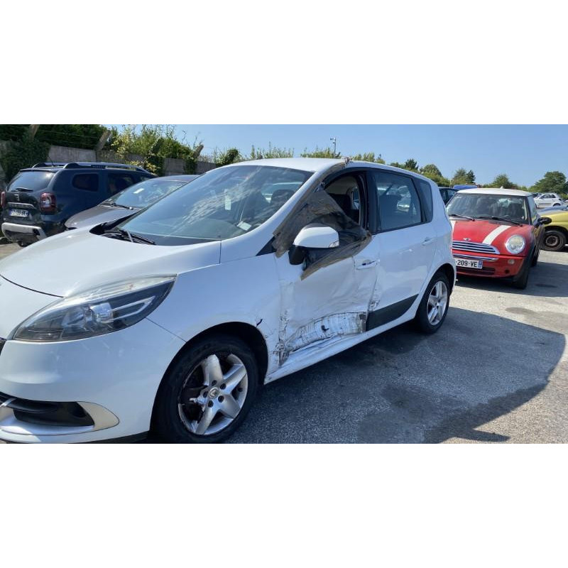 Feu arriere principal gauche (feux) RENAULT SCENIC 3 Photo n°10