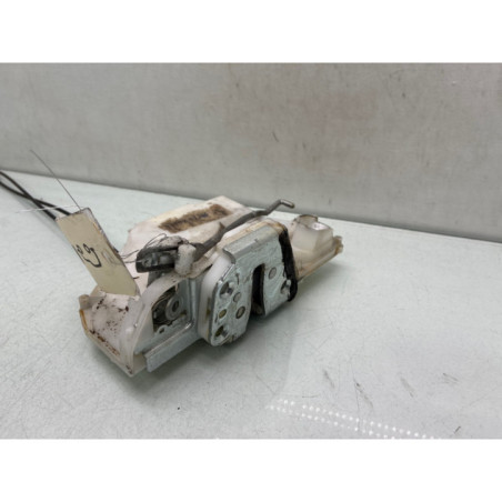 Serrure avant gauche SUZUKI SWIFT 3