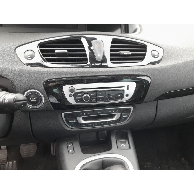 Autoradio d'origine RENAULT SCENIC 3 Photo n°15