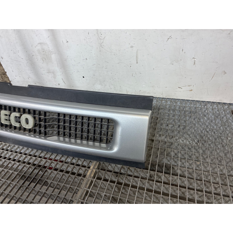 Calandre IVECO DAILY 3 Photo n°1