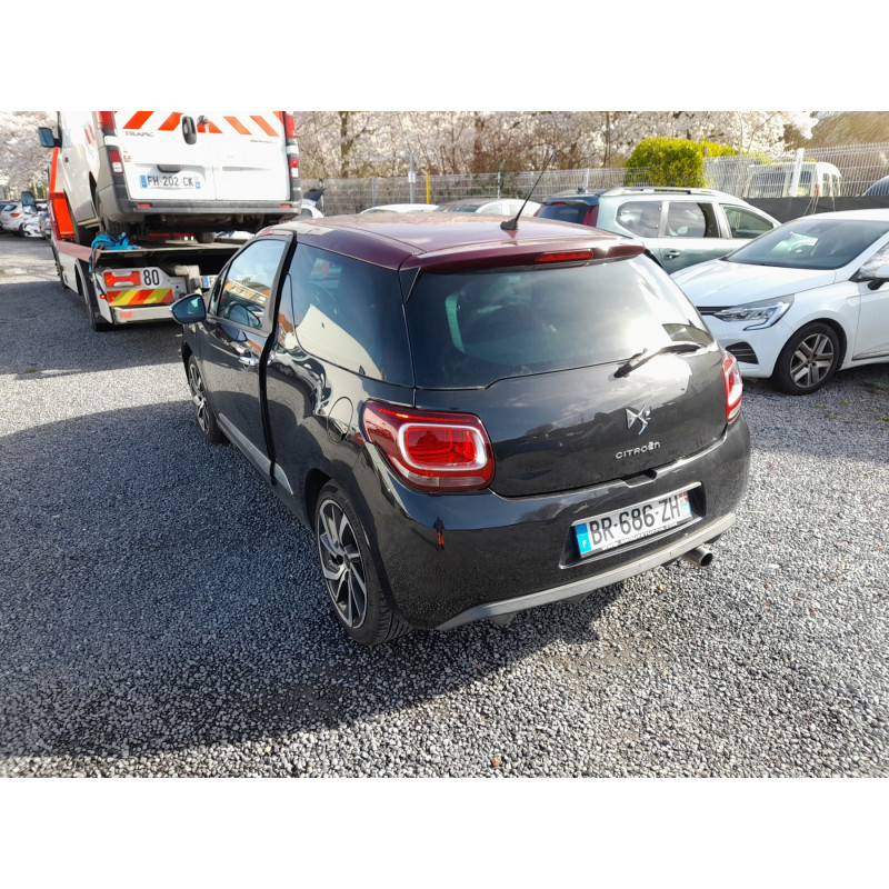 Bouchon de carburant CITROEN DS3 Photo n°7