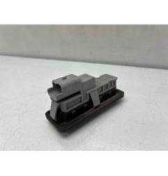 Bouton de coffre RENAULT CLIO 5 Photo n°1