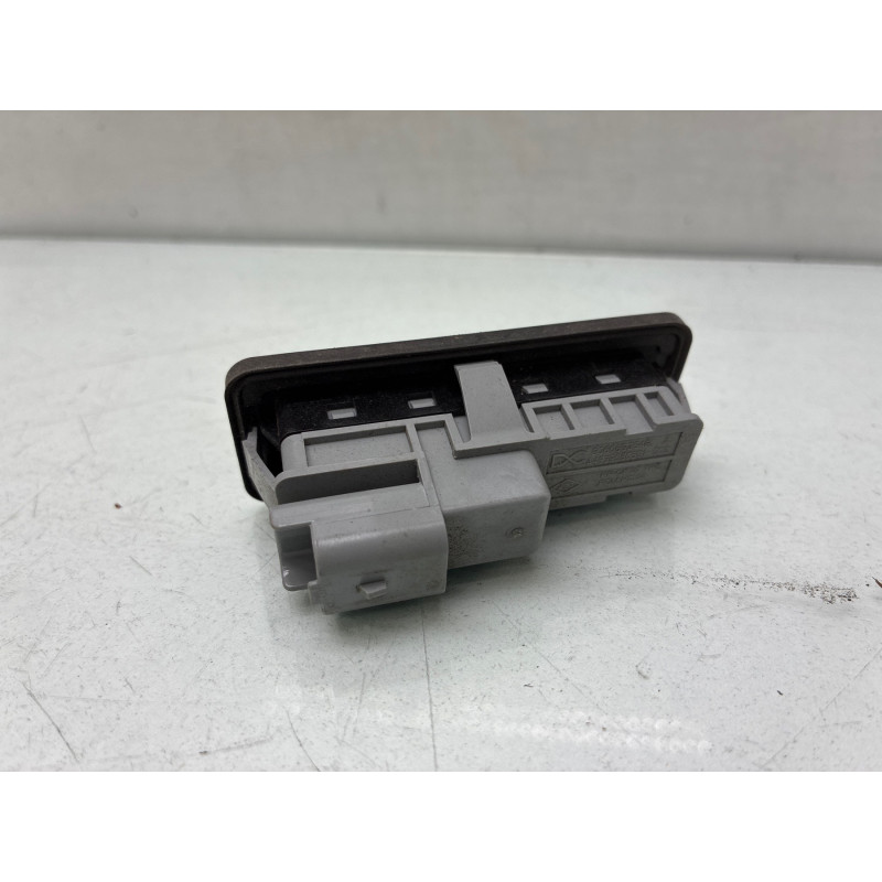 Bouton de coffre RENAULT CLIO 5 Photo n°3