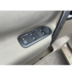 Boitier USM  RENAULT GRAND SCENIC 2