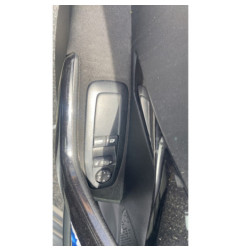 Pompe à carburant PEUGEOT 208 1