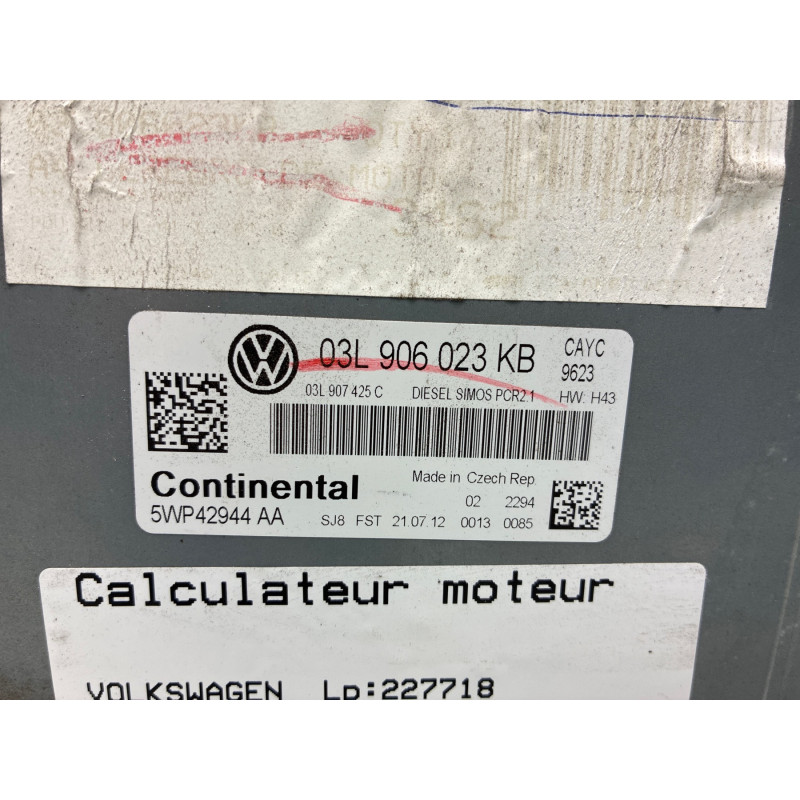 Calculateur moteur VOLKSWAGEN BEETLE 2 Photo n°3