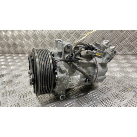 Compresseur clim RENAULT CLIO 5 Photo n°1