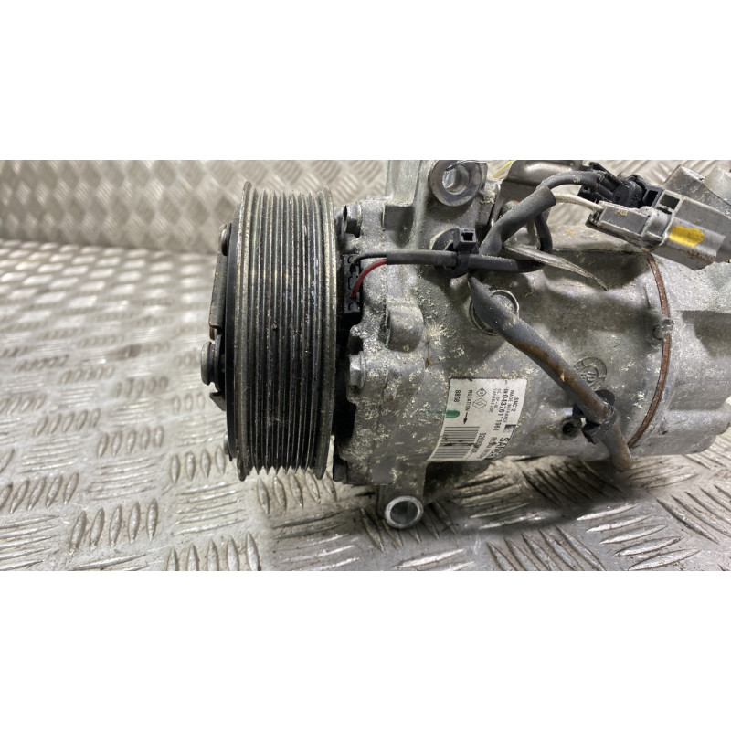Compresseur clim RENAULT CLIO 5 Photo n°2