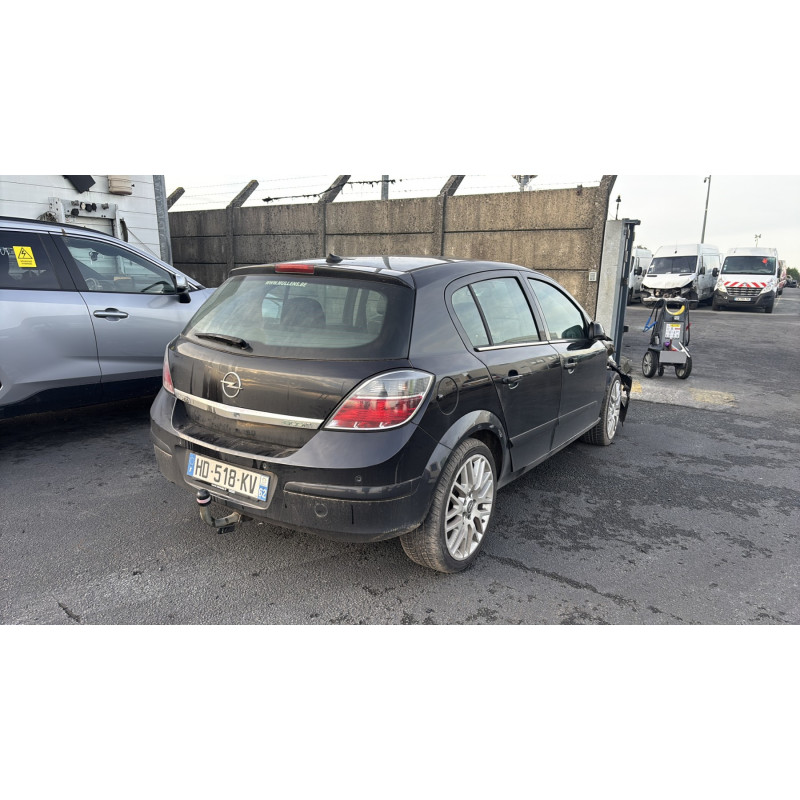 Pompe de direction OPEL ASTRA H Photo n°6