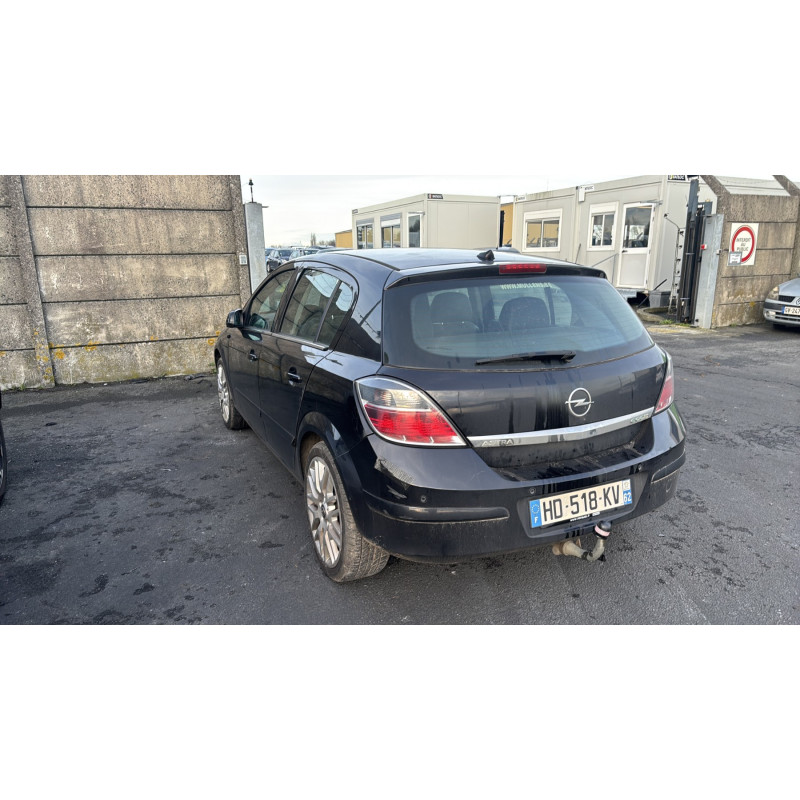 Pompe de direction OPEL ASTRA H Photo n°7