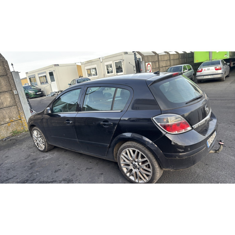 Pompe de direction OPEL ASTRA H Photo n°9