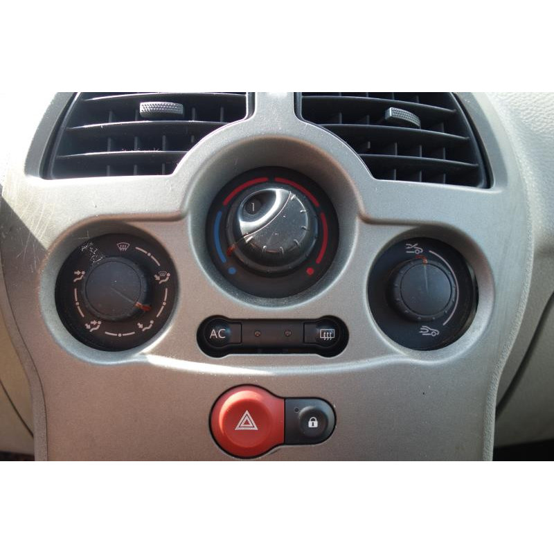 Custode avant gauche (porte) RENAULT MODUS Photo n°6